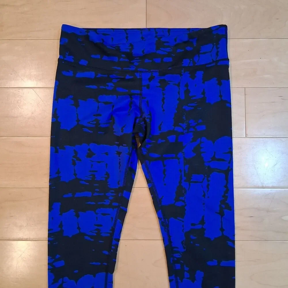 Alo Yoga Airbrush Leggings Size Large Electric Blue Tie-Dye Gym Athletic Sporty